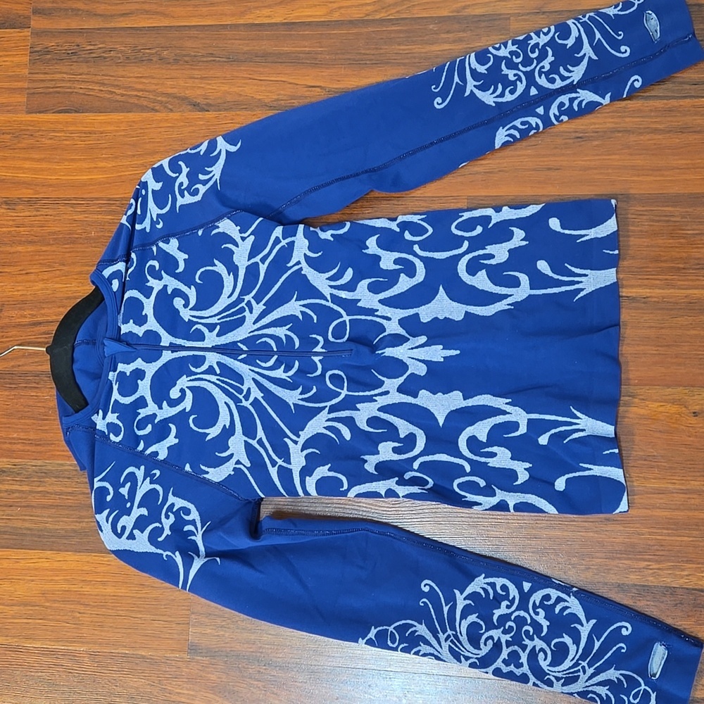 Athleta Blue Gray Pattern Hooded Half-Zip Top Small Thumbholes Active Longsleeve - Picture 7 of 7